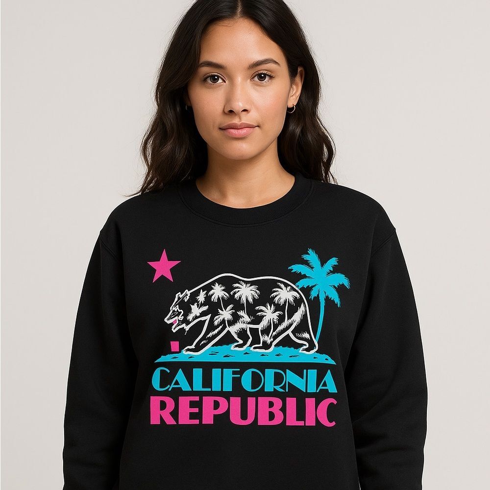Riot Society California Republic Sweatshirt – Size Small